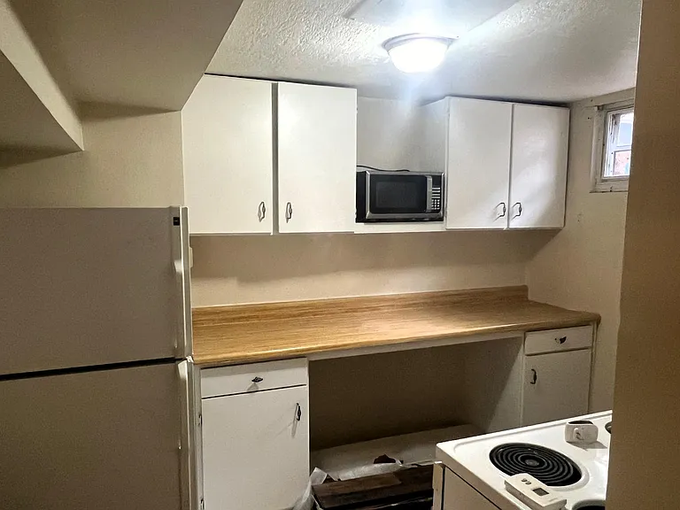 1708 8th Ave #D — Photo 2