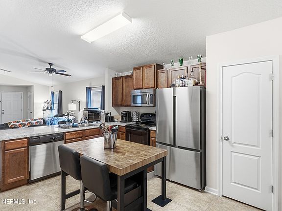 5th image of 3814 EVAN SAMUEL Drive