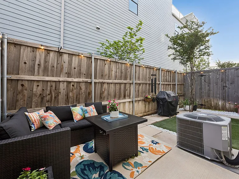 2715 Kimsey Dr #102 — Photo 33
