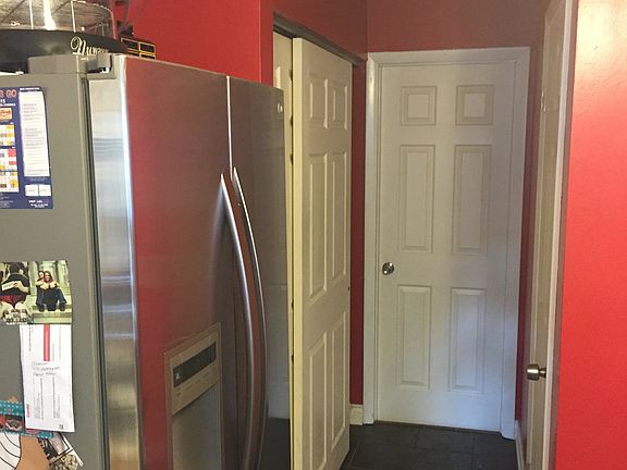 4th image of 136 Waterford Dr