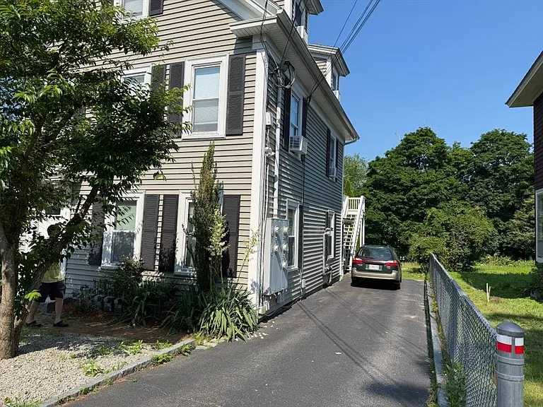 471 Gleasondale Rd #2 — Photo 8