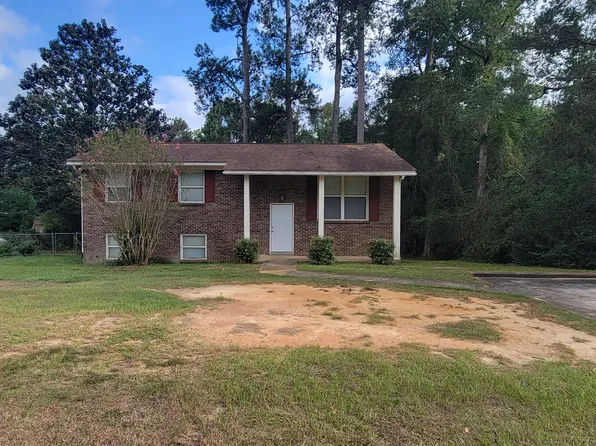 520 Northwood Dr, Ozark, AL 36360