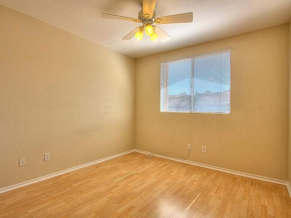 3rd image of 10668 Tipperary Way