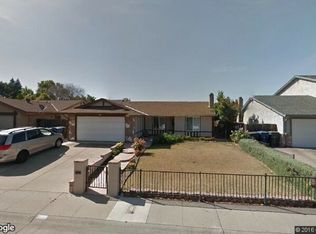 18 Abbeywood Cir, Sacramento, CA 95823