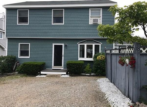 1st image of 18 Dartmouth Way