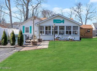 607 6th Ave, Spring Lake, NJ 07762