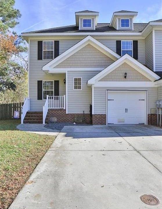 1st image of 318 Snowberry Ln