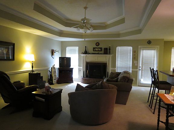 4th image of 5907 Deerwood Dr
