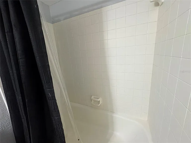 120 S Church Ave #211 — Photo 32