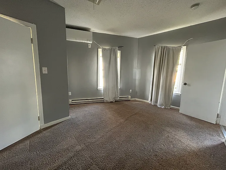 93 Whipple St #1 — Photo 16