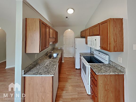 5th image of 6012 Bradford Ct
