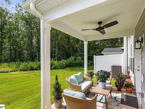 3rd image of 327 Grange Valley Ln