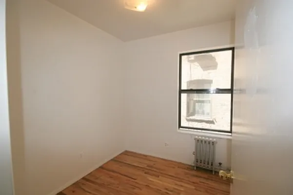 Rented by MNS | media 35