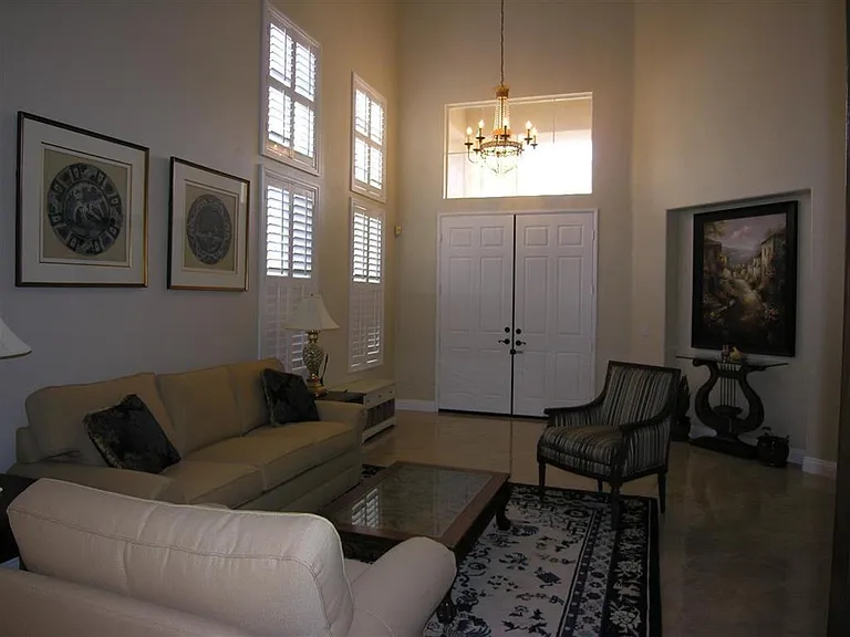12222 Meadow Grass Ct — Photo 7