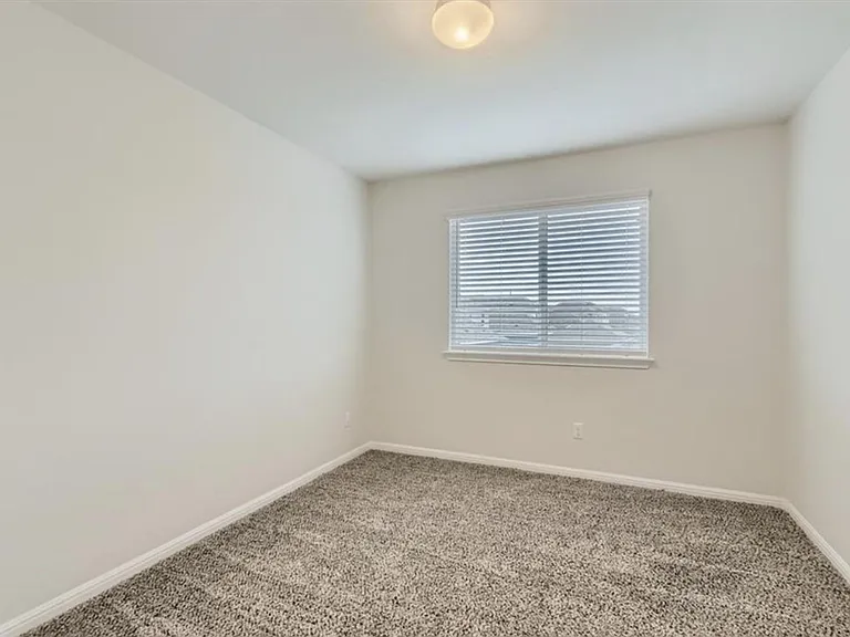 176 Bosque Dr — Photo 5
