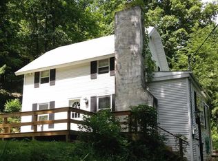 19 Journeys End Rd, Diamond Pt, NY 12824