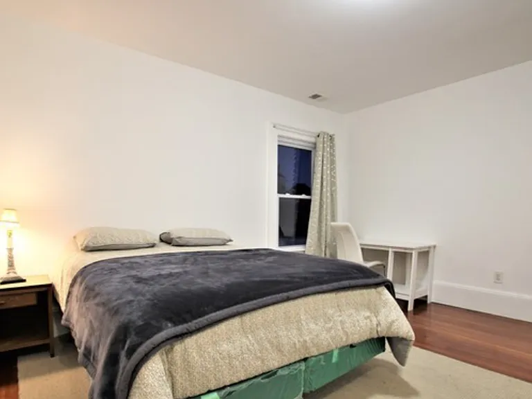 129 Glenville Ave #4 — Photo 3