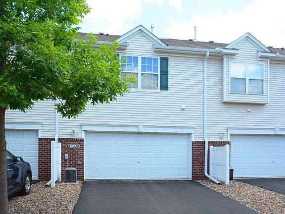 3rd image of 10991 Oak Grove Cir Unit B