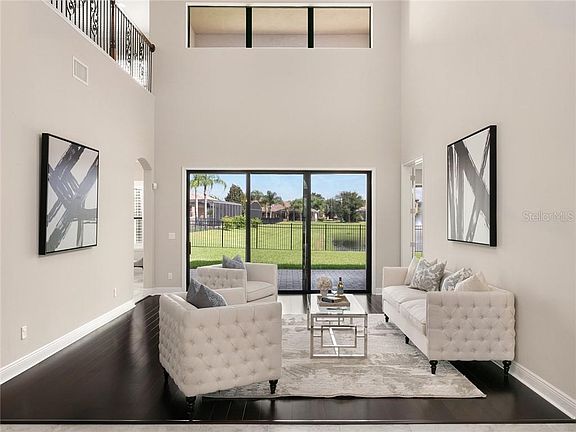5th image of 7649 Pointe Venezia Dr