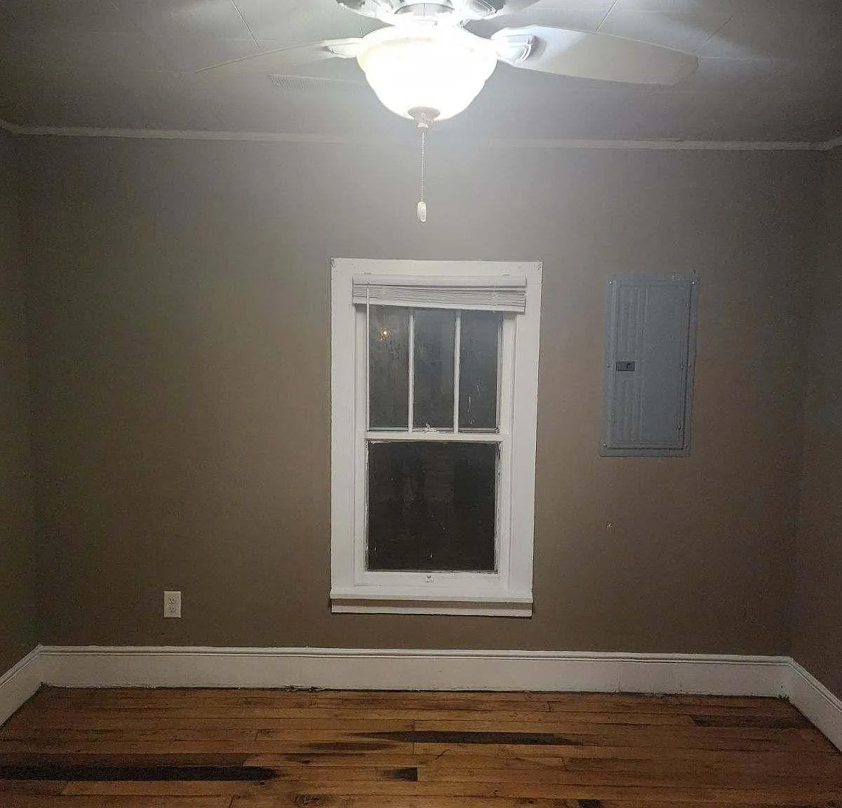 2 bed, 750 sqft, $725 — Photo 3