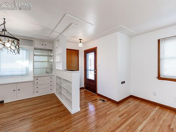3rd image of 1515 Palmer Park Blvd
