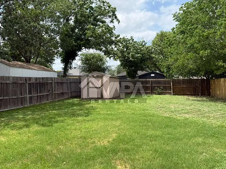 6811 Evercrest Ln — Photo 20