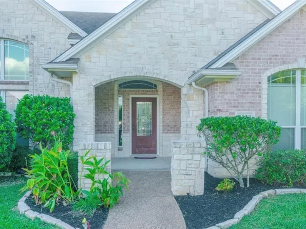 4200 Colchester Ct, College Station, TX 77845