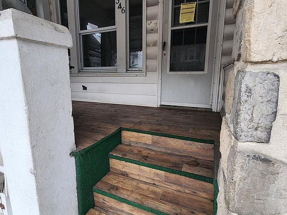 3rd image of 346 W Main St