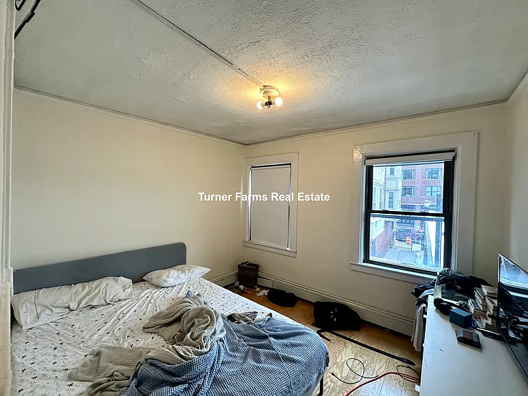 94 W Cedar St #2A — Photo 6
