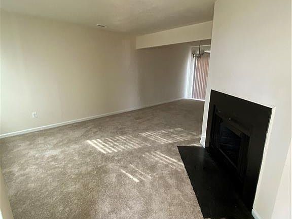 3rd image of 1339 Bridle Creek Blvd