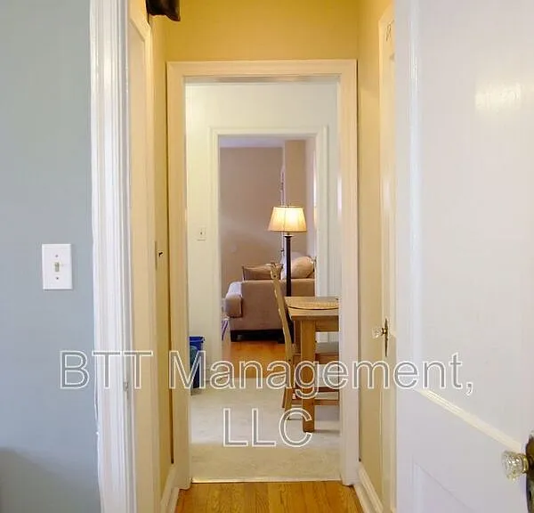 8401 Greenwood Ave #3 — Photo 54