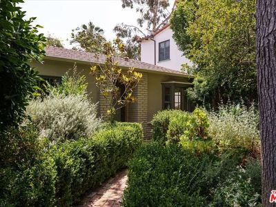 2474 Moreno Dr, Los Angeles, CA, 90039