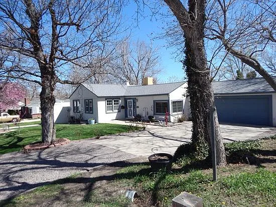 Teller St