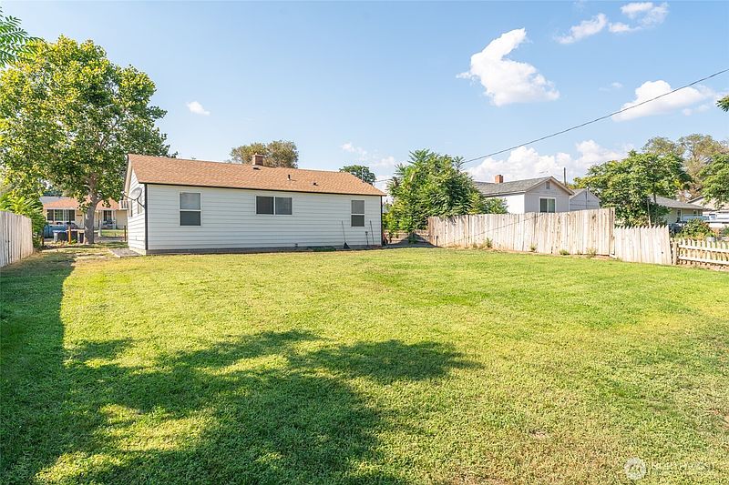 2nd image of 519 N Clark Road