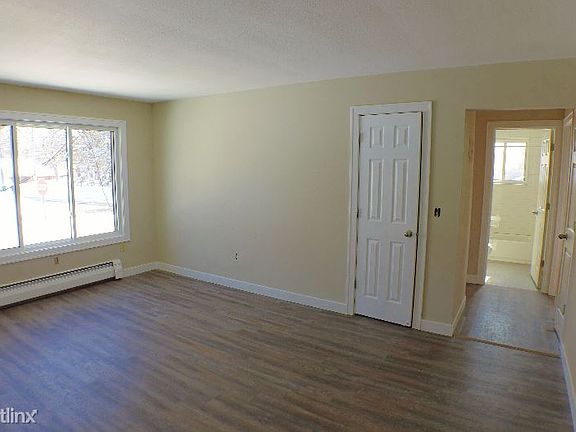 4th image of 6244 Oliver Ave S