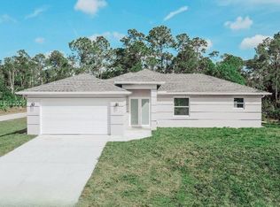 4405 E 7th St, Lehigh Acres, FL 33972