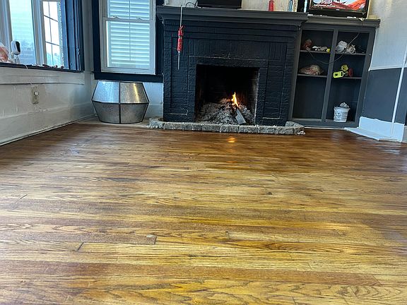 4th image of 2507 W Buena Vista St #2