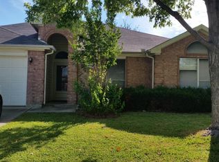4462 Prairie Ln #12, Grand Prairie, TX 75052