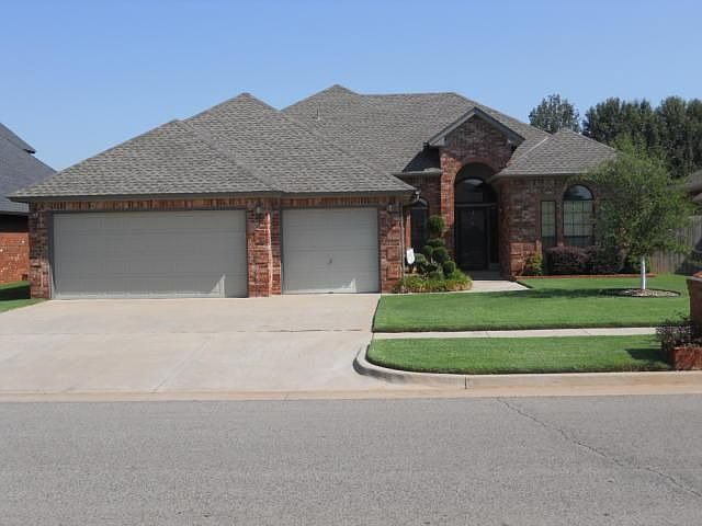 1st image of 1413 SW 131st Ter