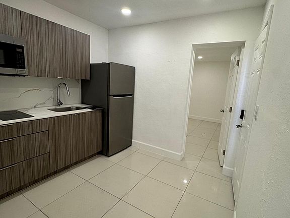 2nd image of 26610 SW 136th Ave #1