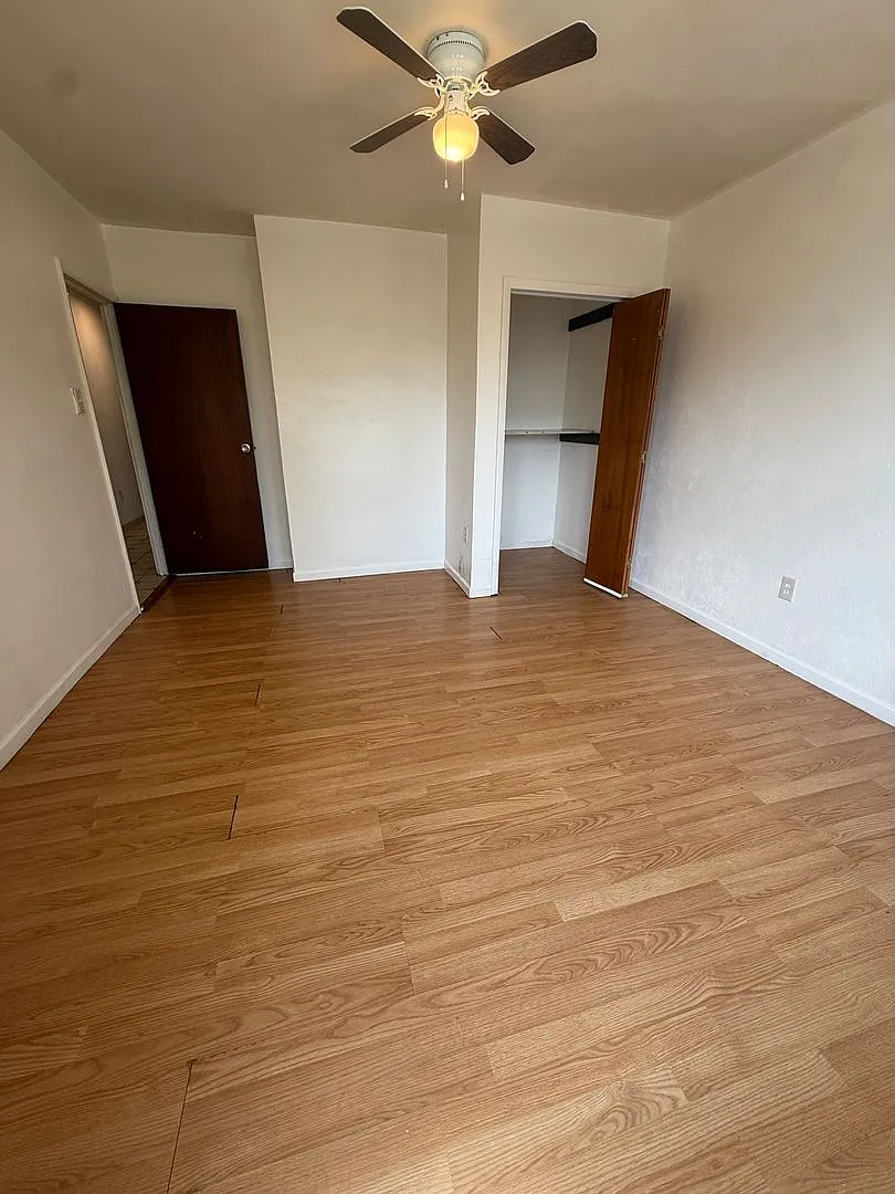 2824 Clermont — Photo 3