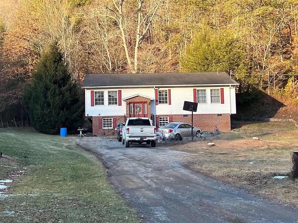 1st image of 1241 Cleghorn Valley Rd