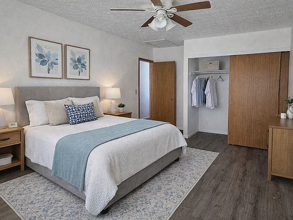 5th image of 3856 Longton Dr