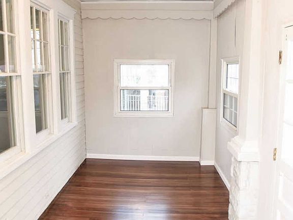 3rd image of 623 Eldridge Ave