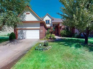 2529 N Hazelwood St, Wichita, KS 67205