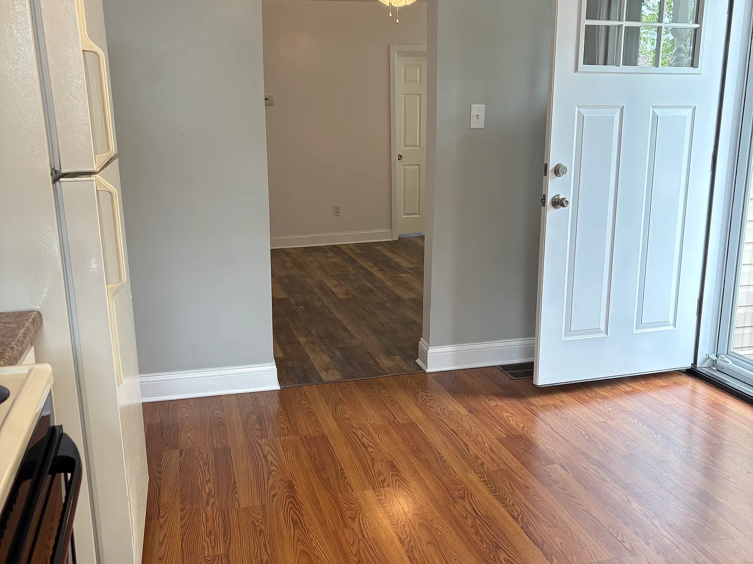 1 bed, $1,200 — Photo 1