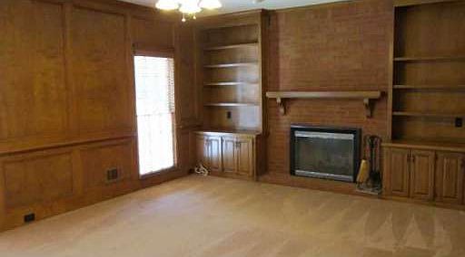 4th image of 3290 Hartridge Dr