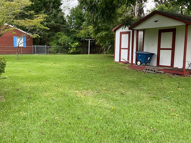 2703 Jefferson Dr — Photo 12