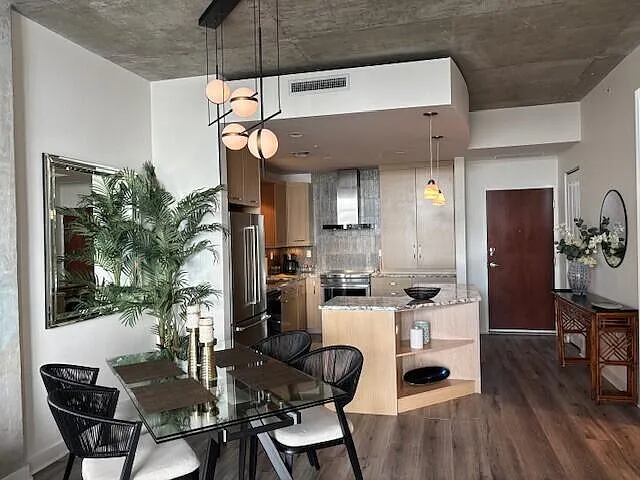 300 S Australian Ave #328 — Photo 6