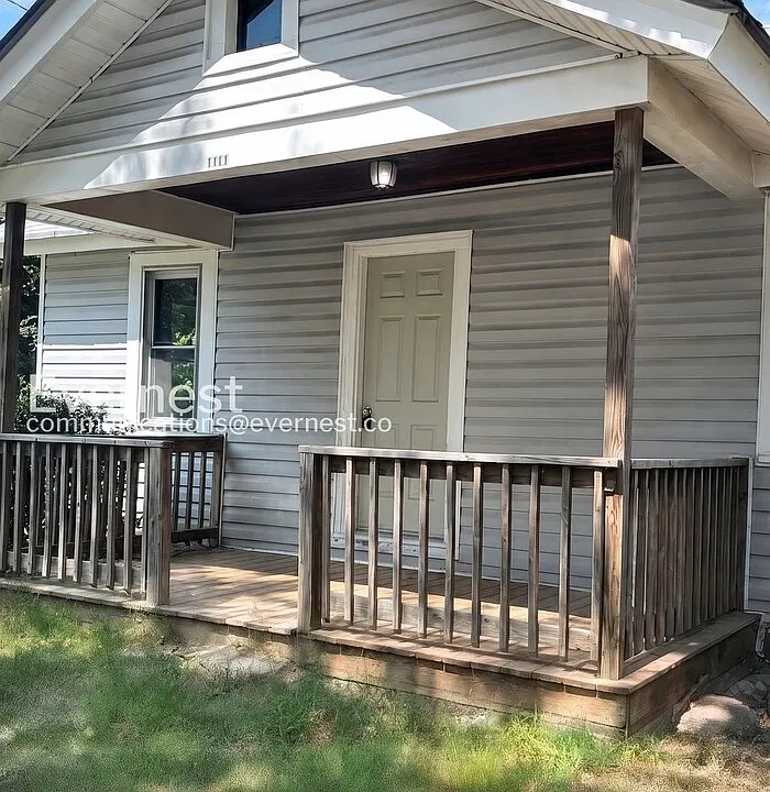1111 W Cawson St
